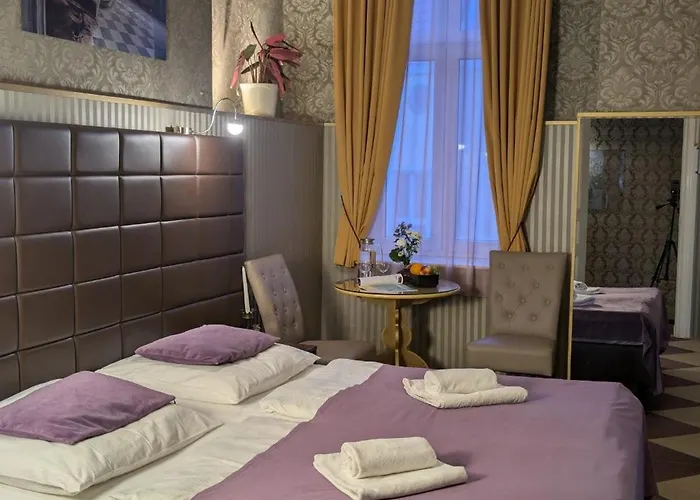 潘森贝拉酒店 3*