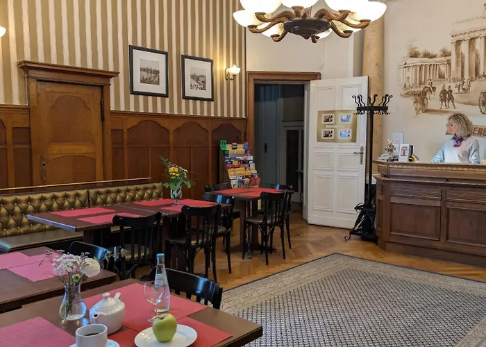 Bella Πανσιόν