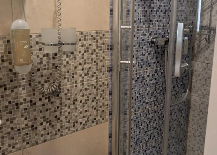 潘森贝拉酒店 招待所 3*